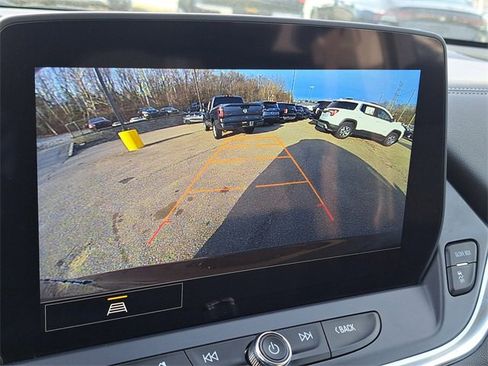 Used 2023 Chevrolet Blazer LT image 14