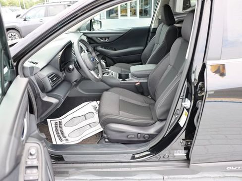 Certified 2025 Subaru Outback Premium AWD/4WD image 15