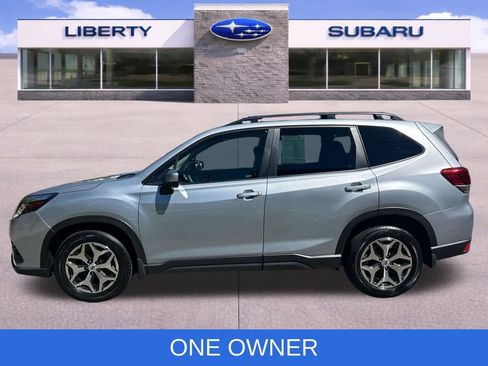 Used 2023 Subaru Forester Premium AWD/4WD image 4