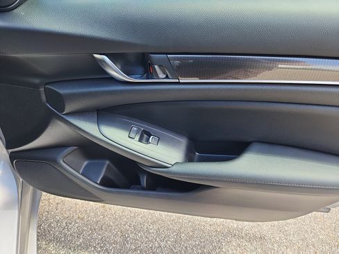 Used 2021 Honda Accord Sport Special Edition image 34