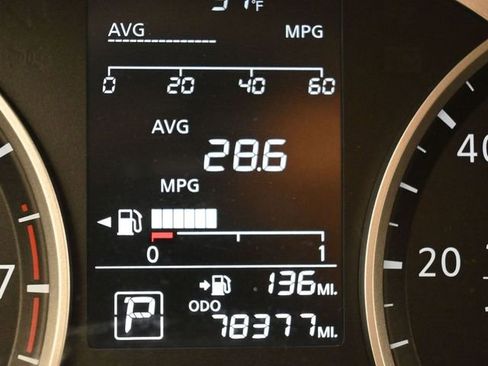 Used 2023 Nissan Kicks S FWD image 16