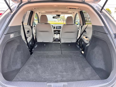 Used 2019 Honda HR-V EX-L image 6