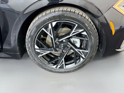 Used 2025 Kia K5 GT-Line AWD/4WD image 32