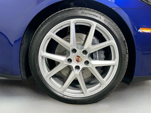 Certified 2026 Porsche Panamera 4 image 14