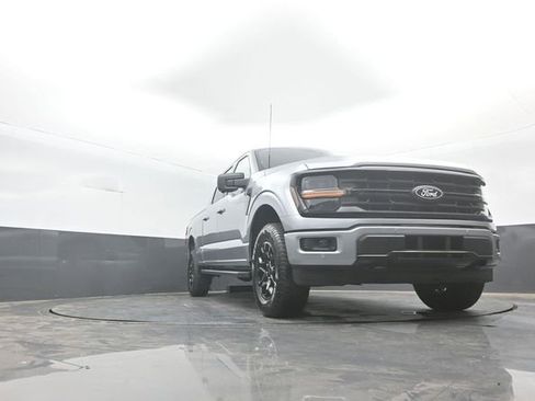 New 2026 Ford F150 XLT w/ Equipment Group 302A MID AWD/4WD image 30