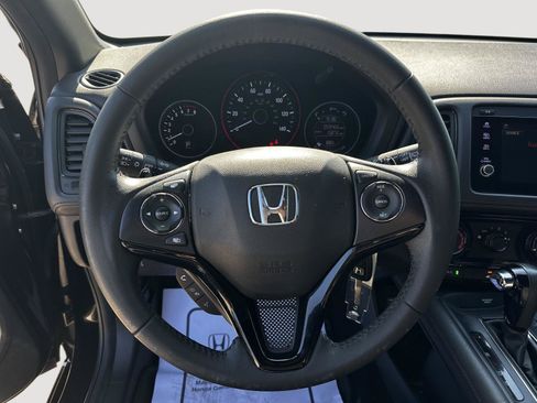 Certified 2022 Honda HR-V Sport image 17
