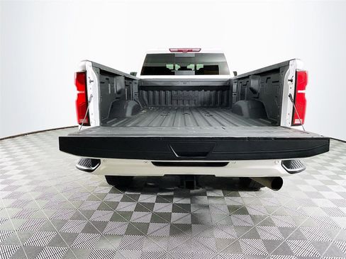 Certified 2024 Chevrolet Silverado 3500 High Country w/ Technology Package image 29