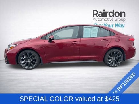 Used 2024 Toyota Corolla SE FWD image 2