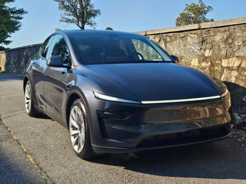 Used 2026 Tesla Model Y Long Range AWD/4WD image 12