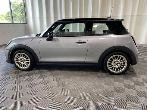 Used 2025 MINI Cooper S FWD image 8