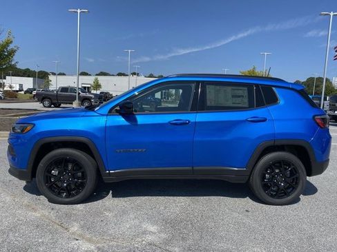 New 2025 Jeep Compass Latitude w/ Sun & Sound Group image 7