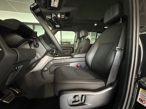 New 2026 Land Rover Defender 110 X AWD/4WD image 5