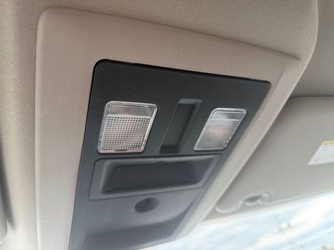 Used 2023 RAM 1500 Classic SLT w/ Protection Group AWD/4WD image 21