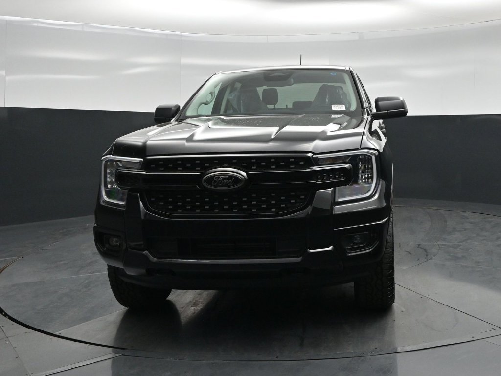 New 2026 Ford Ranger XLT w/ Black Appearance Package AWD/4WD image 20