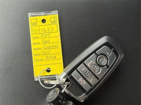Certified 2023 Ford Explorer XLT w/ Equipment Group 202A image 15