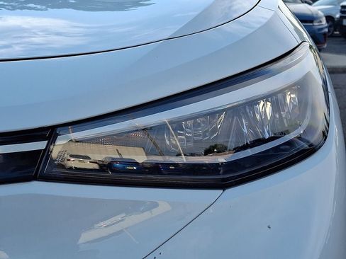 Certified 2023 Volkswagen ID.4 Pro RWD image 9