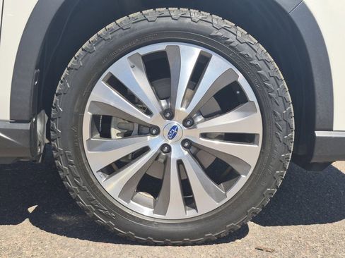 Used 2019 Subaru Ascent Limited AWD/4WD image 17