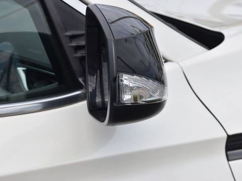 Used 2021 INFINITI QX50 Luxe w/ Appearance Package image 28