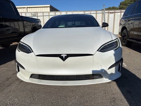Used 2021 Tesla Model S Plaid image 2