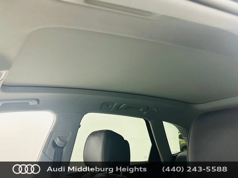 Certified 2025 Audi Q5 e Premium Plus w/ Premium Plus Package AWD/4WD image 24