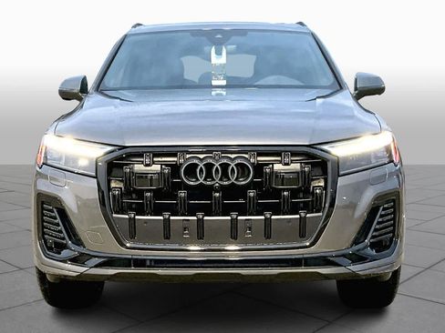 New 2026 Audi Q7 Premium image 3