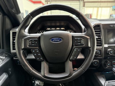 Used 2018 Ford F150 XLT w/ Equipment Group 302A Luxury AWD/4WD image 22