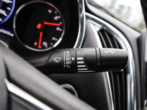 Used 2024 Chevrolet Malibu LT image 24