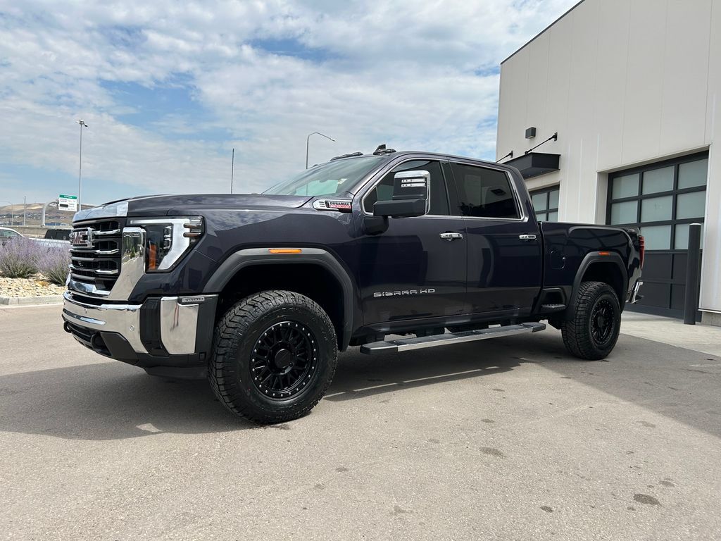 Used 2025 GMC Sierra 3500 SLT w/ SLT Premium Package AWD/4WD image 2