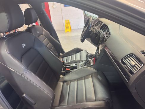 Used 2016 Volkswagen Golf R 4-Door AWD/4WD image 22