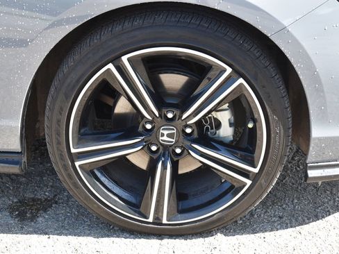 Used 2024 Honda Accord Sport image 4