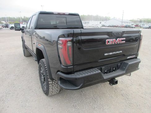 New 2026 GMC Sierra 2500 AT4X AWD/4WD image 9