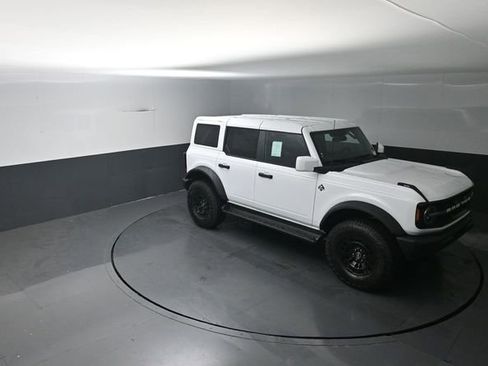 New 2026 Ford Bronco Outer Banks w/ Sasquatch Package AWD/4WD image 24