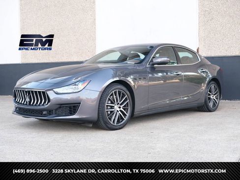 Used 2018 Maserati Ghibli Sedan 4D image 1