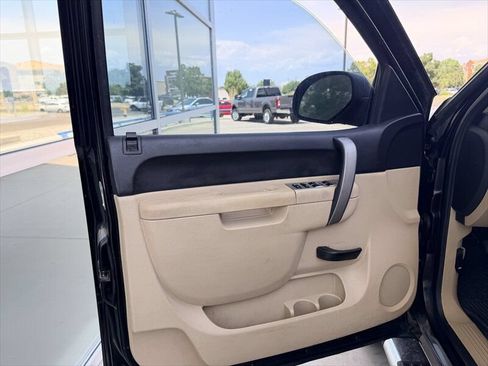 Used 2011 GMC Sierra 1500 SLE w/ Power Tech Package AWD/4WD image 13