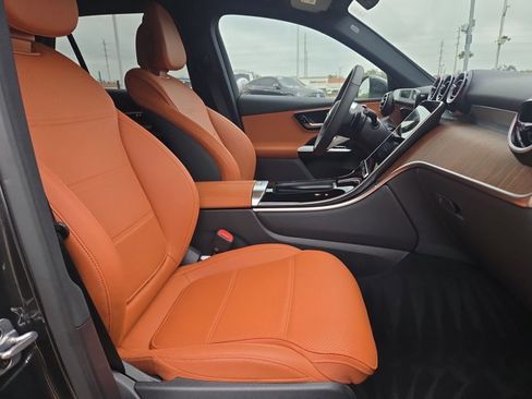 Certified 2026 Mercedes-Benz GLC 300 image 19