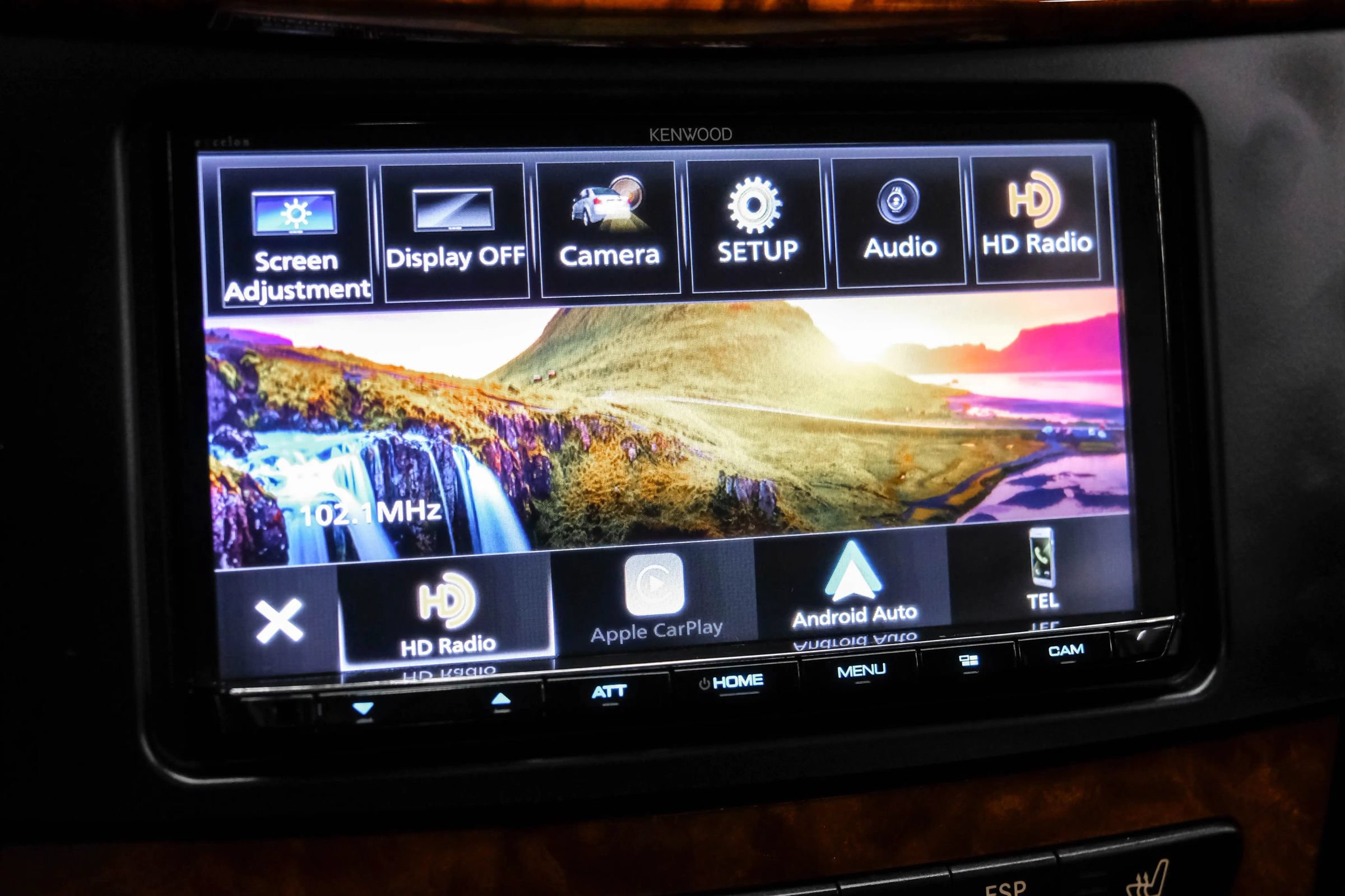 Used 2009 Mercedes-Benz E 550 Sedan image 39