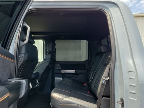 Used 2024 Ford F250 Platinum AWD/4WD image 12