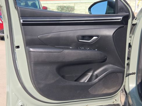 Used 2023 Hyundai Santa Cruz SEL image 11