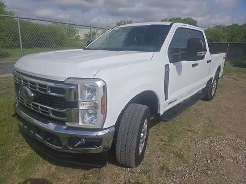 Used 2024 Ford F250 XLT w/ FX4 Off-Road Package image 1