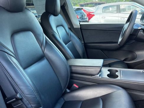 Used 2021 Tesla Model Y AWD image 17