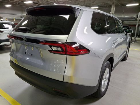 New 2026 Toyota Grand Highlander AWD image 4