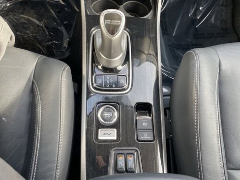 Used 2018 Mitsubishi Outlander GT image 31