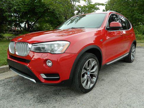 Used 2015 BMW X3 xDrive28i AWD/4WD image 1