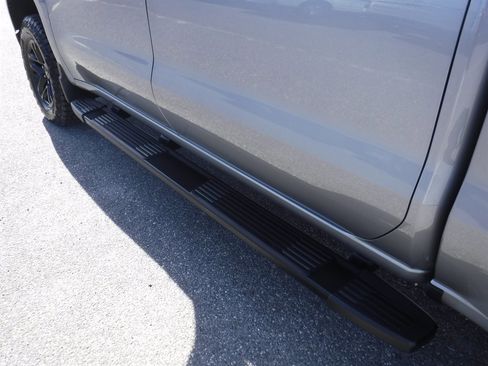 Used 2025 Chevrolet Silverado 1500 Custom Trail Boss image 10