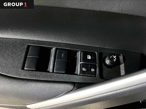 Used 2023 Toyota Corolla Cross LE w/ Moonroof Package AWD/4WD image 36