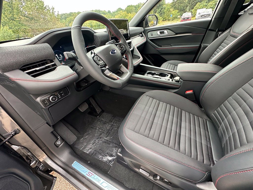 New 2027 Ford Explorer ST-Line w/ Premium Package AWD/4WD image 16