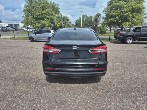 Used 2019 Ford Fusion S FWD image 7