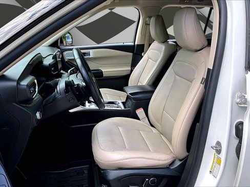 Certified 2020 Ford Explorer Limited AWD/4WD image 22