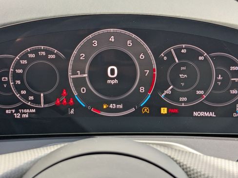 New 2026 Porsche Panamera 4 AWD/4WD image 17