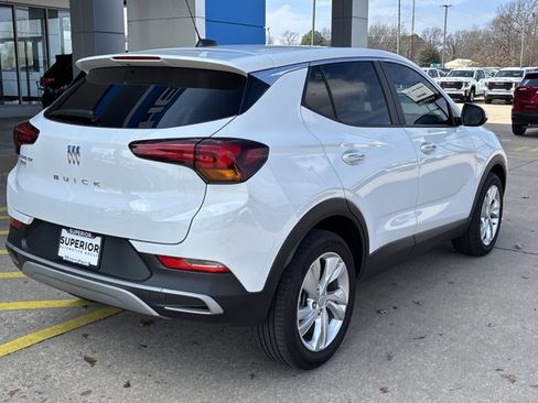 Used 2025 Buick Encore GX Preferred image 3